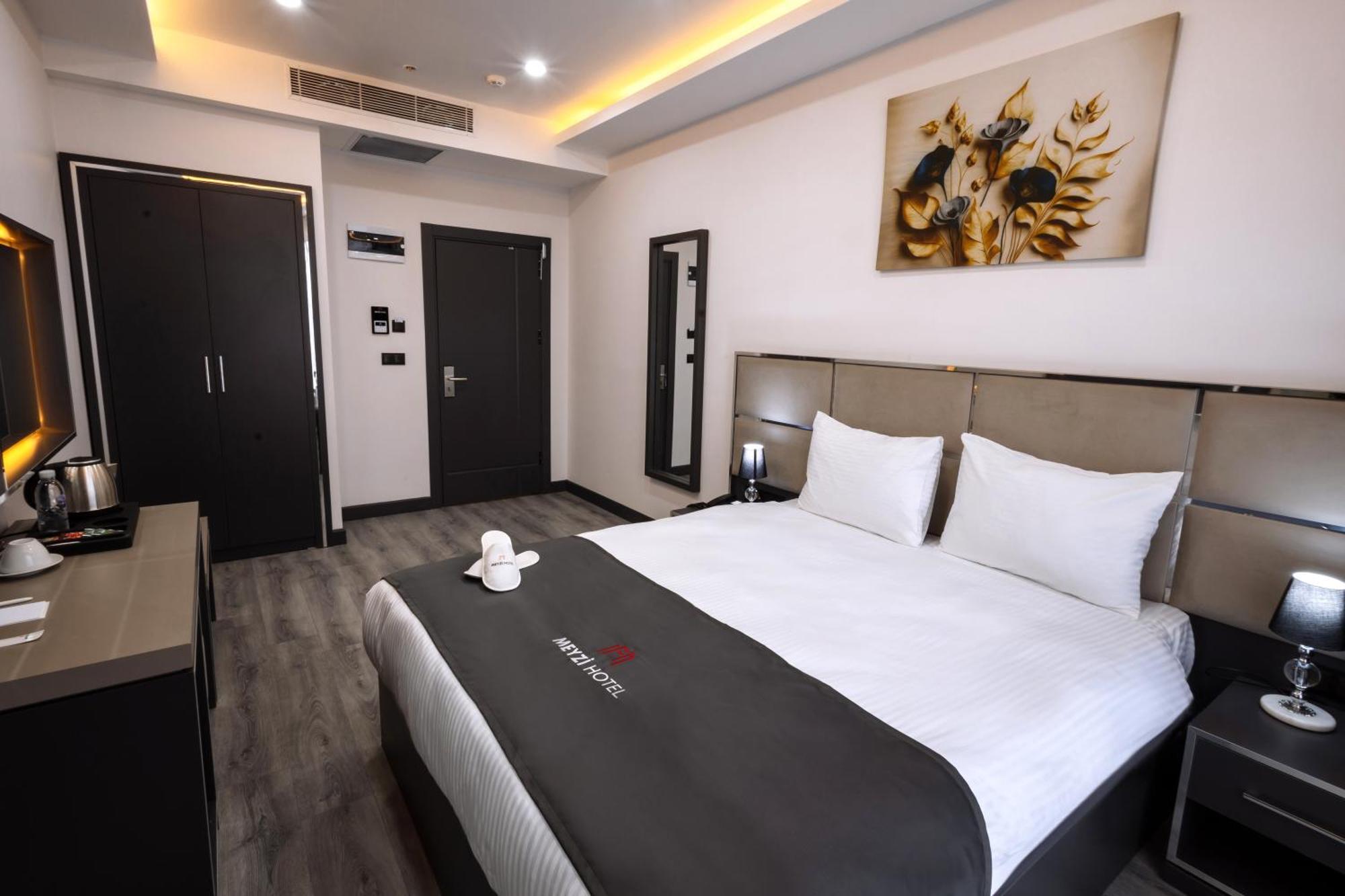 Meyzi Hotel Istanbul Exterior photo