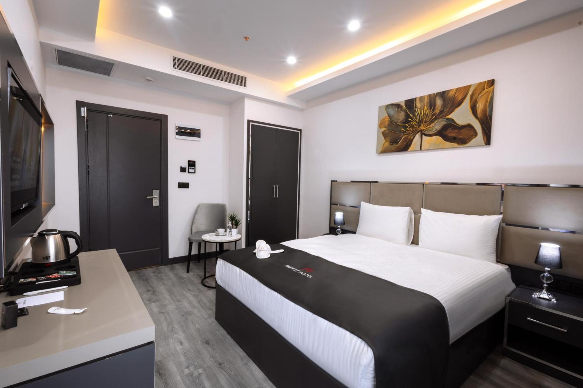 Meyzi Hotel Istanbul Exterior photo